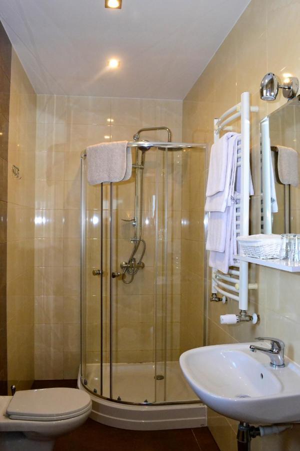 Comfort-24 Slupca Bagian luar foto