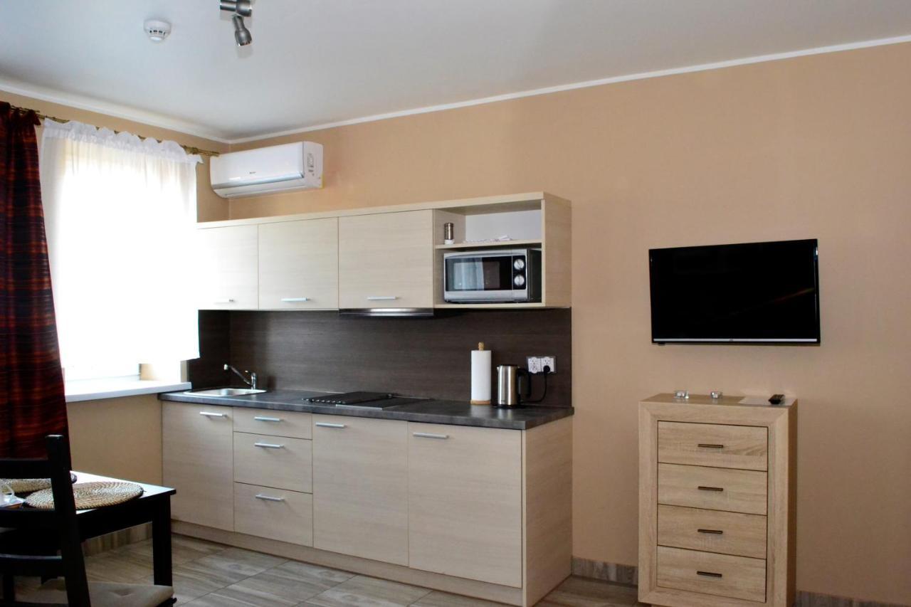 Comfort-24 Slupca Bagian luar foto