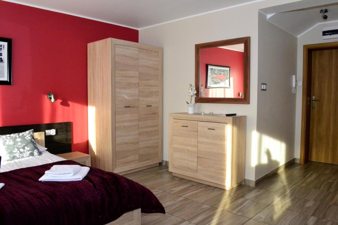 Comfort-24 Slupca Bagian luar foto