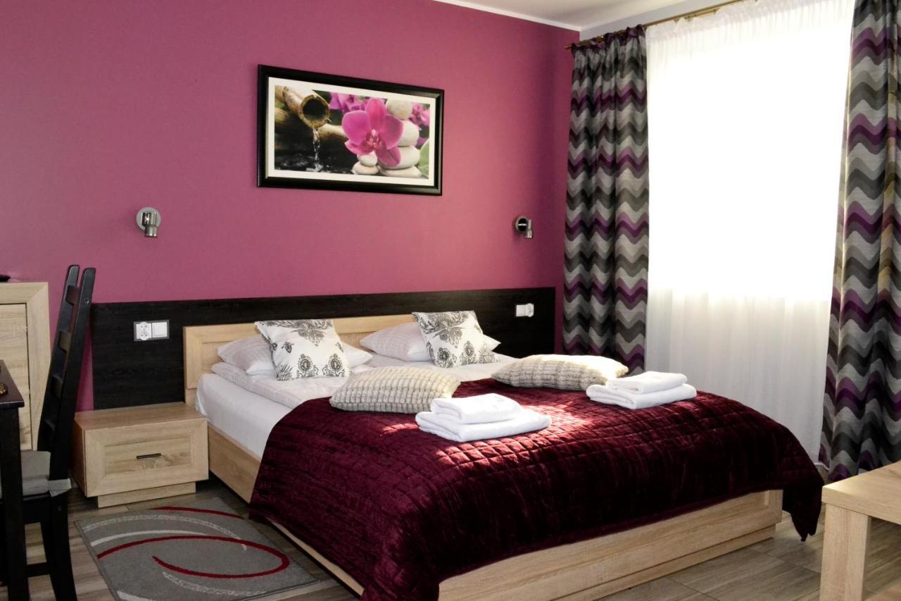 Comfort-24 Slupca Bagian luar foto
