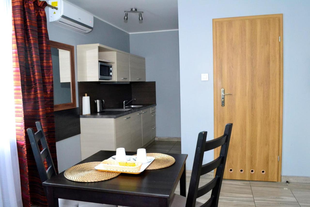 Comfort-24 Slupca Bagian luar foto